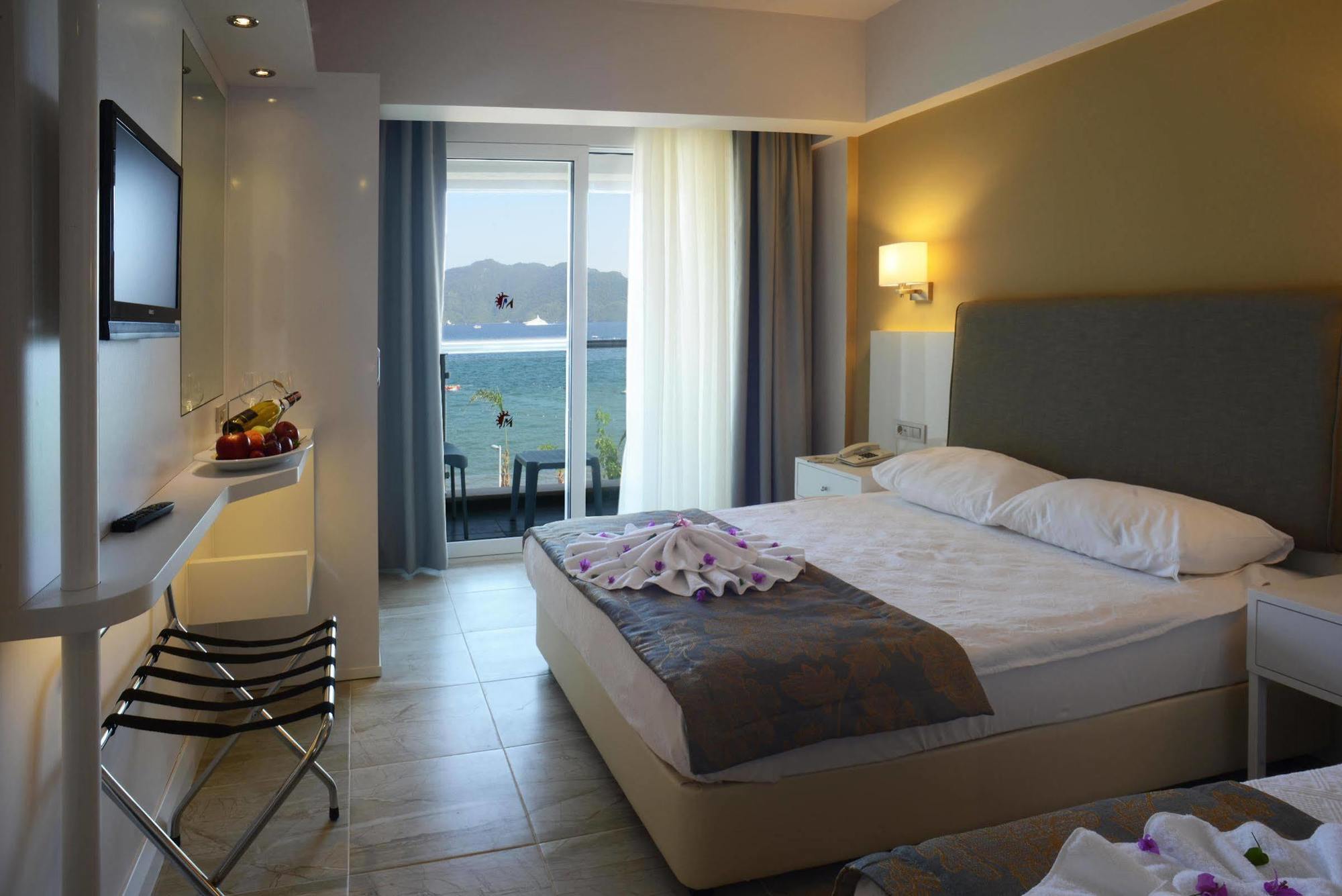 Maris Beach Hotel Marmaris Esterno foto